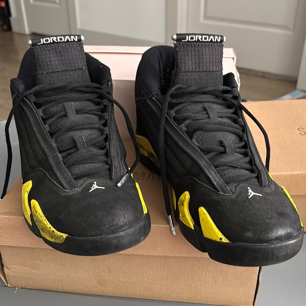 Air Jordan Retro 14 Thunder